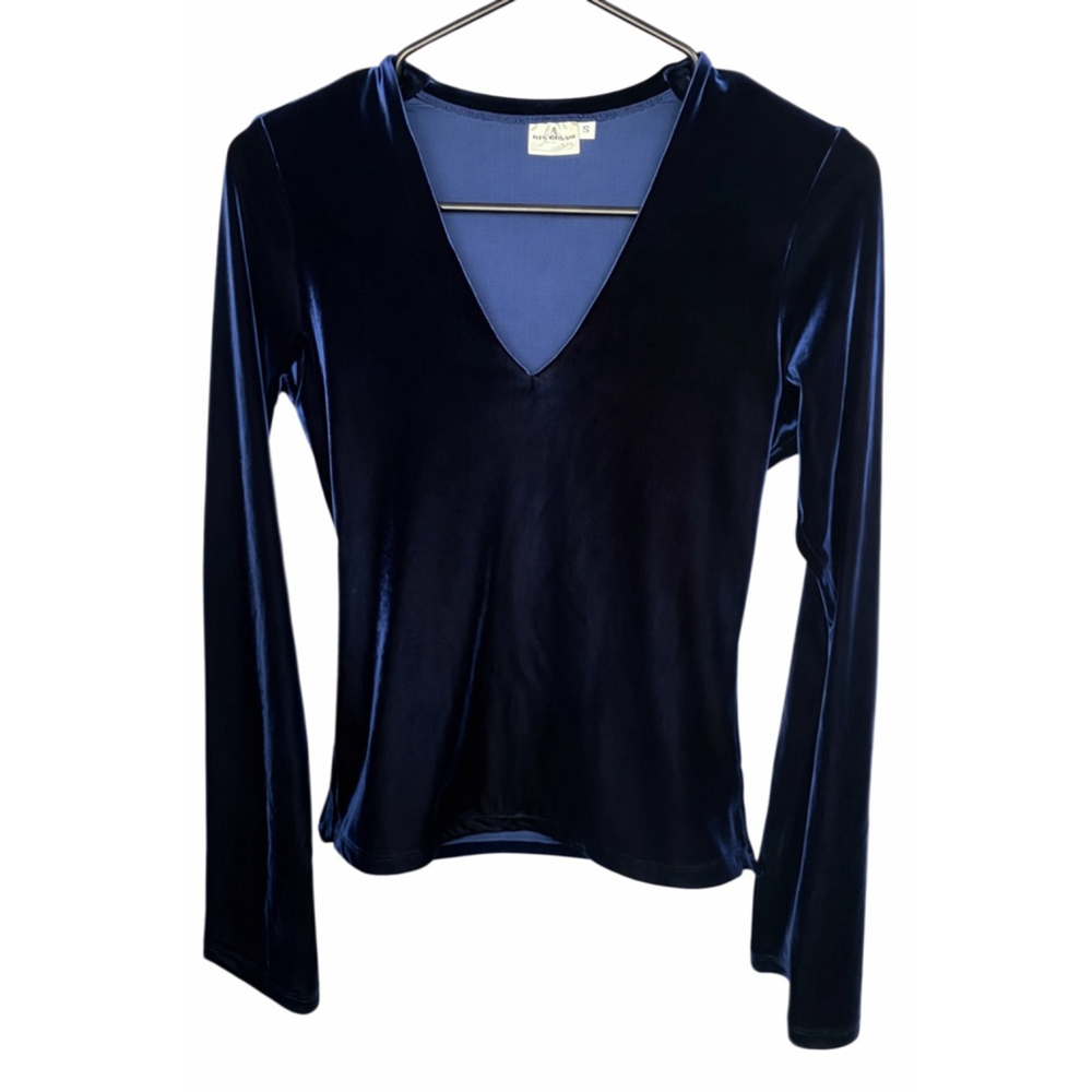Allen Allen USA Navy Velvet V-Neck Stretchy Long Sleeve Minimalist Shirt